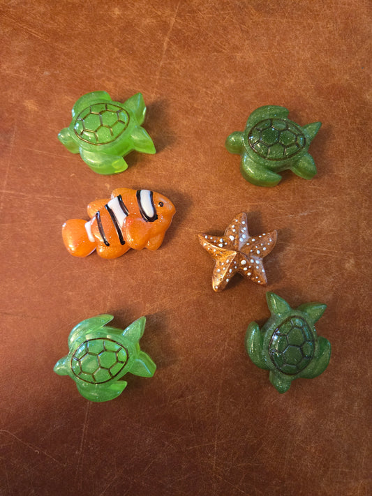 Aquatic creatures magnet set