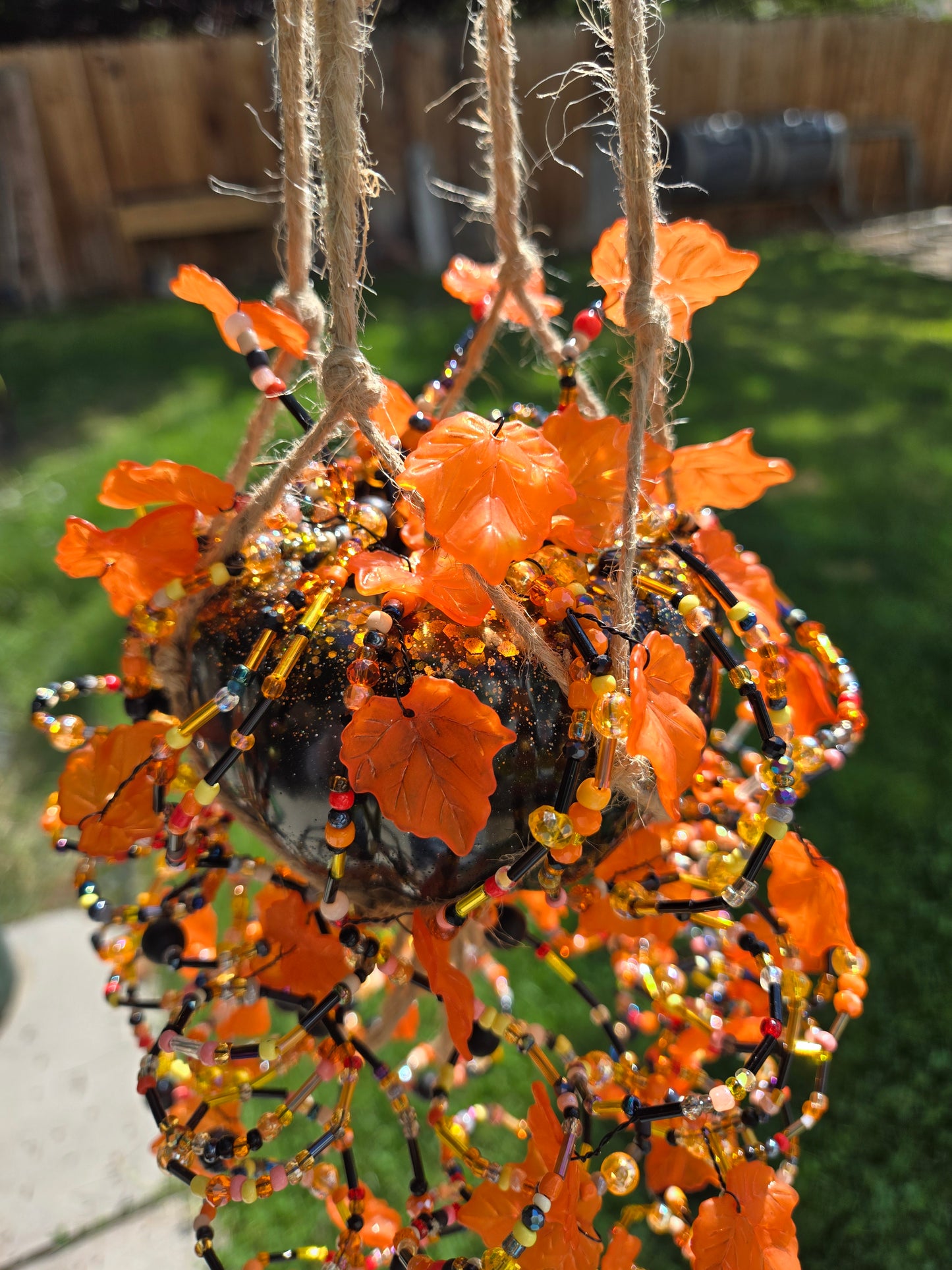 Halloween pumpkin beaded suncatcher